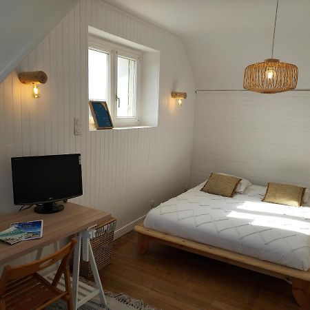 Maison Au Coeur Du Bourg, Plages A Pied 플라우가스누 외부 사진